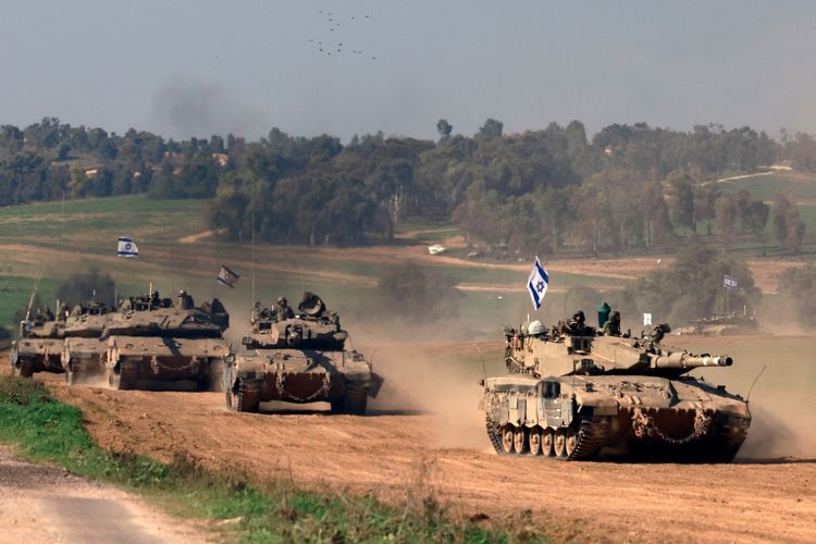 israel kerahkan tank ke rafah, ambil alih kontrol perbatasan