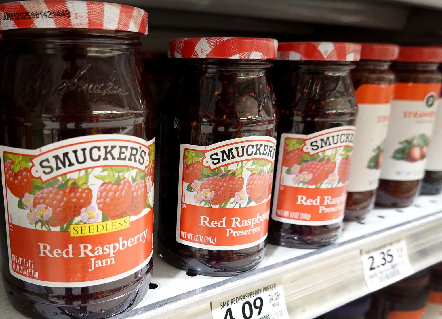 J.M. Smucker completes sale of condiment brands to Treehouse Foods