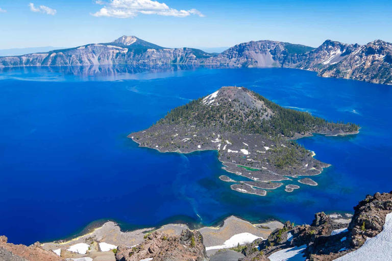 Perfect One Day in Crater Lake Itinerary for First-Timers