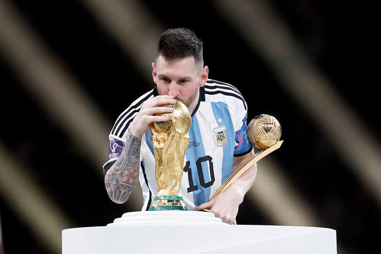 Can Argentina really retire Messi’s number 10 shirt?