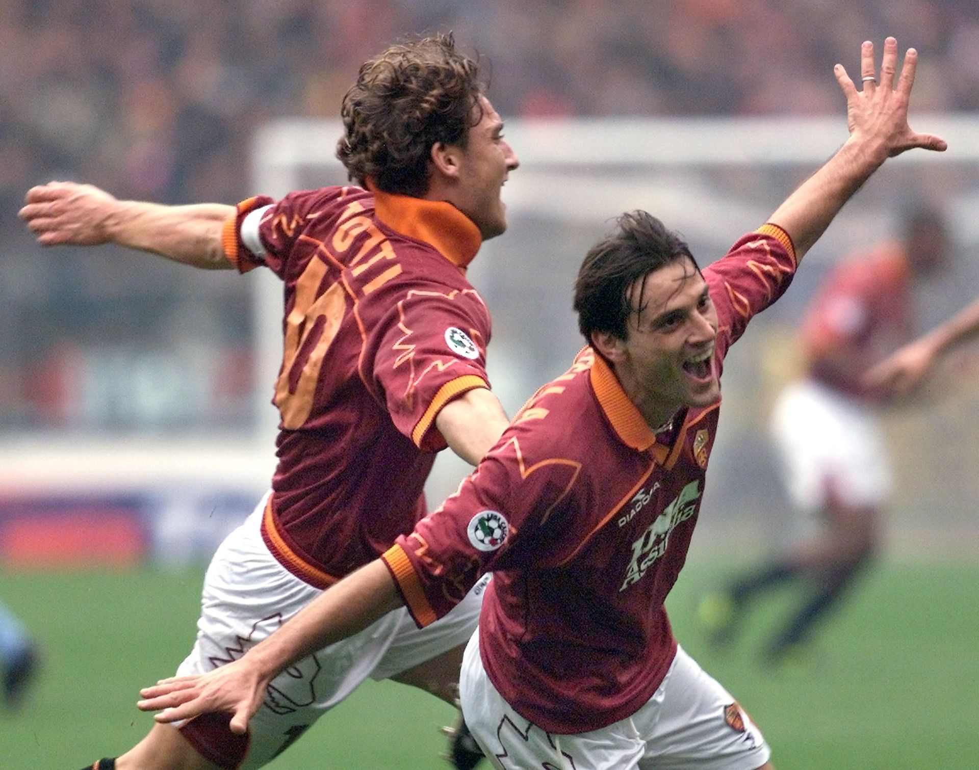 <p>                     Much of Vincenzo Montella's time at Roma was spent on the bench, particularly under Fabio Capello, but the former Italy striker is a folk hero with the capital club.                   </p>                                      <p>                     Montella joined Roma from Sampdoria for €25.82m in 1999 and would go on to score 101 goals for the Giallorossi in 258 appearances. He netted important goals as Roma won the Scudetto in 2000/01 and famously hit four in a 5-1 over Lazio in March 2002.                   </p>