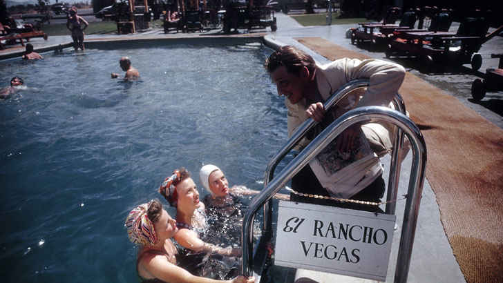 <p>Although things have only gotten warmer over the years, they were still pretty hot during the early days of Vegas. It’s no wonder then that these guests felt the need to cool off while staying at the El Rancho Hotel.</p>