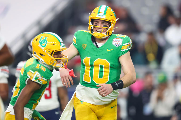 Predicting the landing spots for top 2024 NFL quarterback prospects