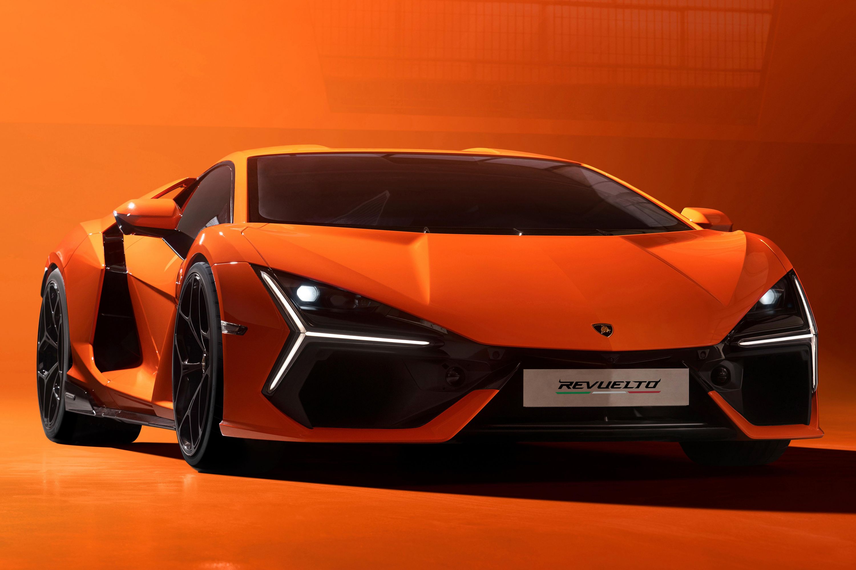 Lamborghini Beats Ferrari In 2023 Sales Race In Australia