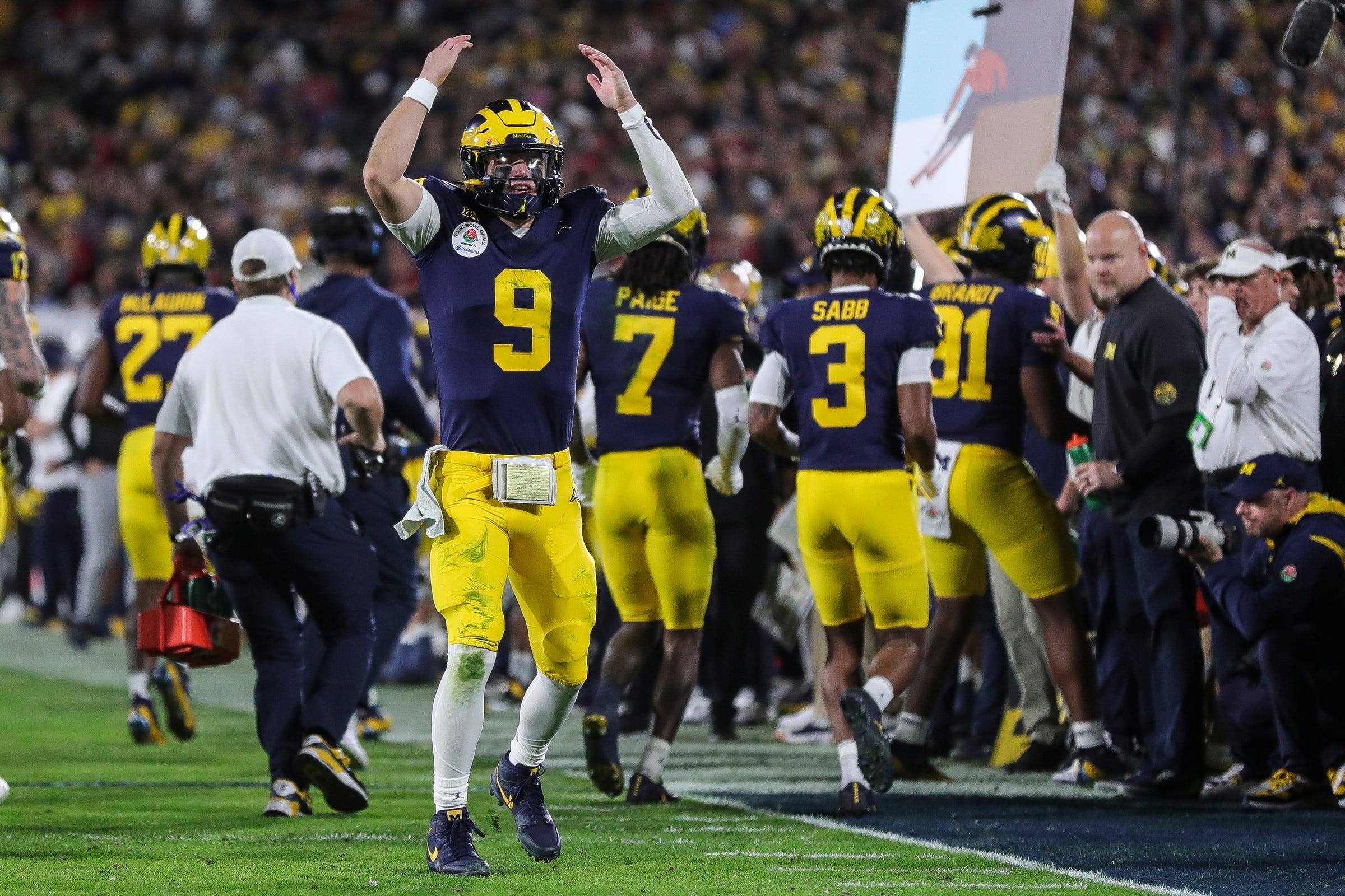 Michigan Vs. Washington Live Updates: What To Know About Tonight’s ...