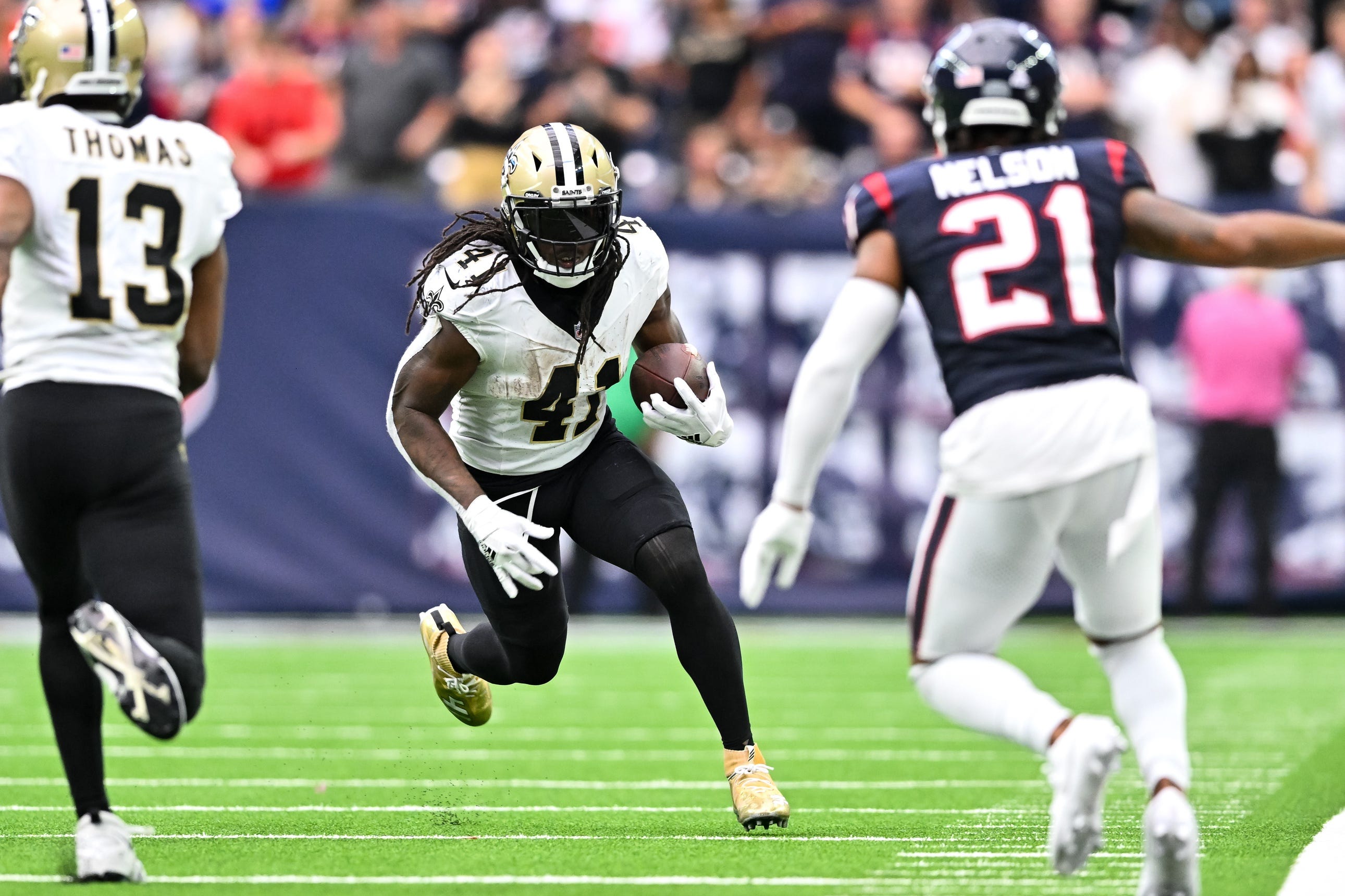 Saints Initial Week 18 Injury Report: Alvin Kamara, Juwan Johnson Miss ...