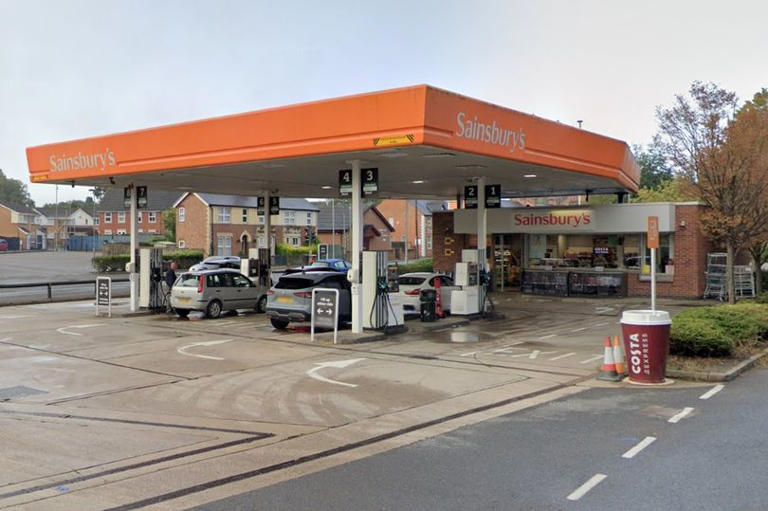 Leicestershire's Cheapest Places For Petrol And Diesel This Weekend