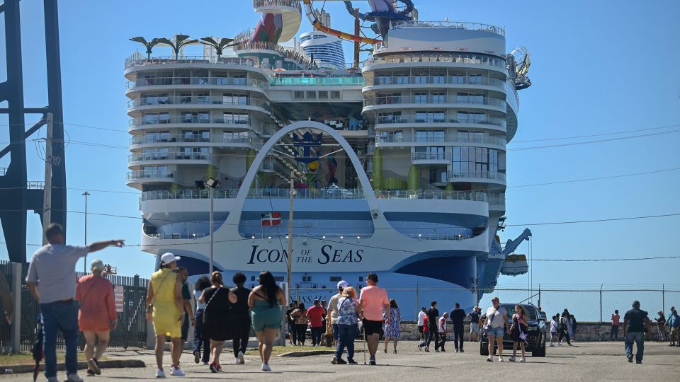 world’s biggest cruise ship undergoes checks just weeks before first-ever voyage