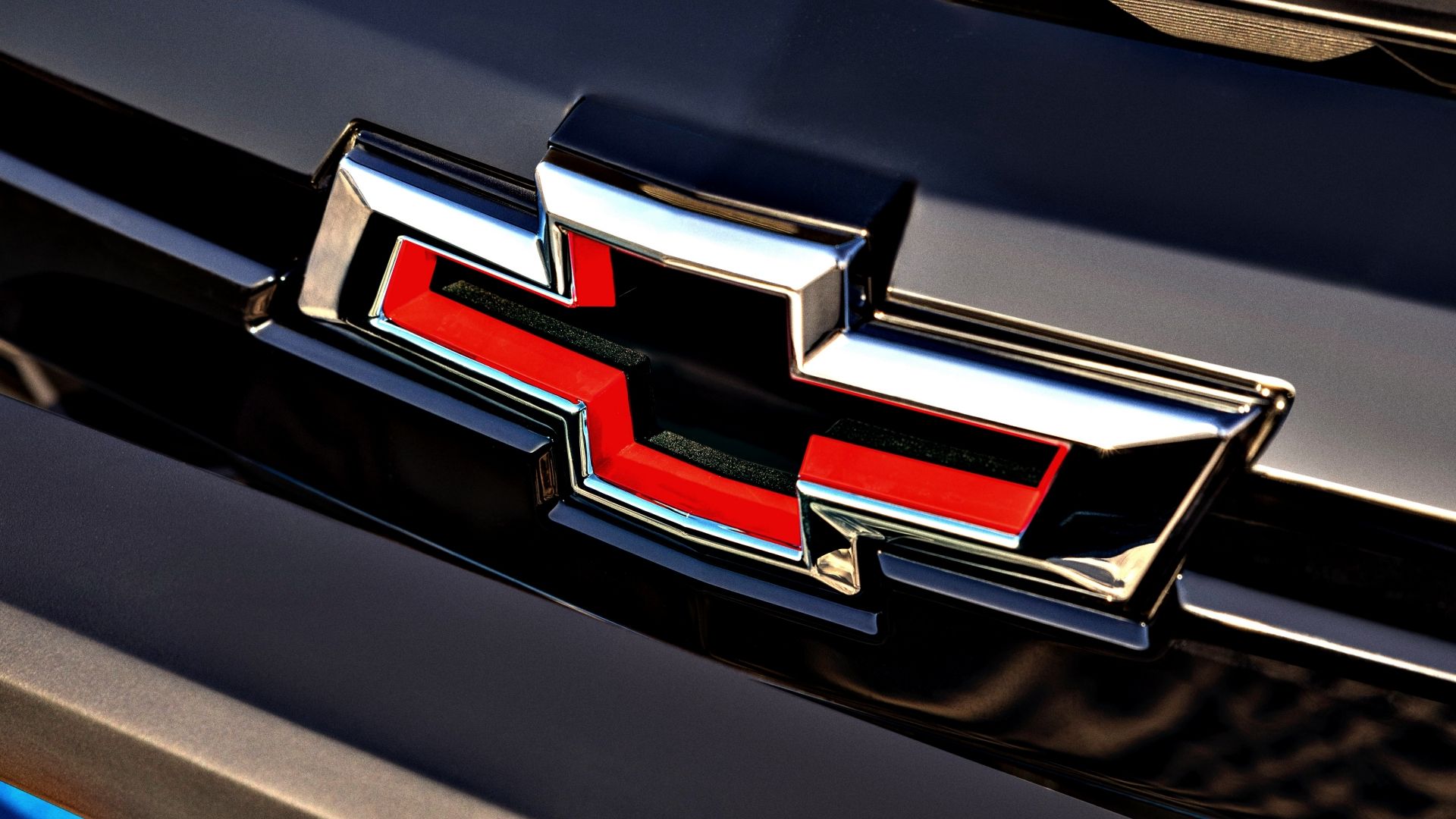 The History And Science Behind Chevy's Flowtie Badge