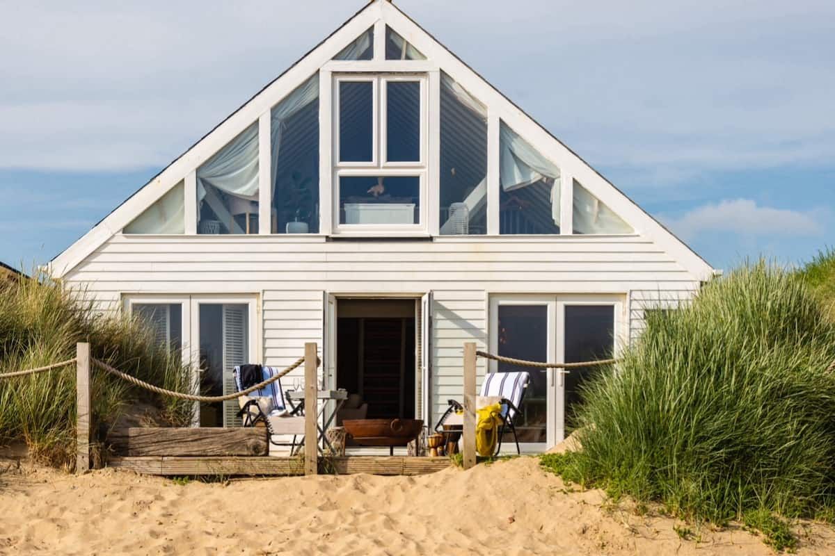 the-dreamiest-uk-beach-cottages-to-browse-now-for-summer-2024