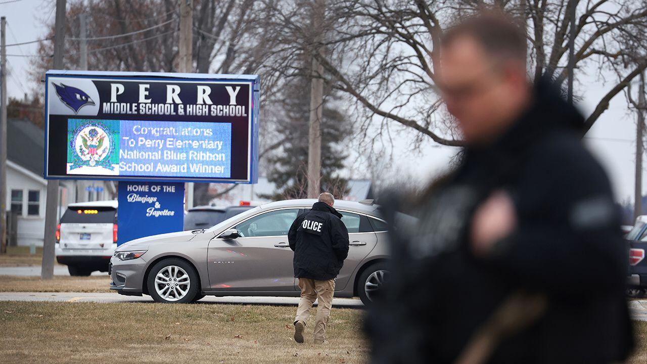 Iowa School Shooting: 1 Dead, 5 Injured In Shooting, Officials Say