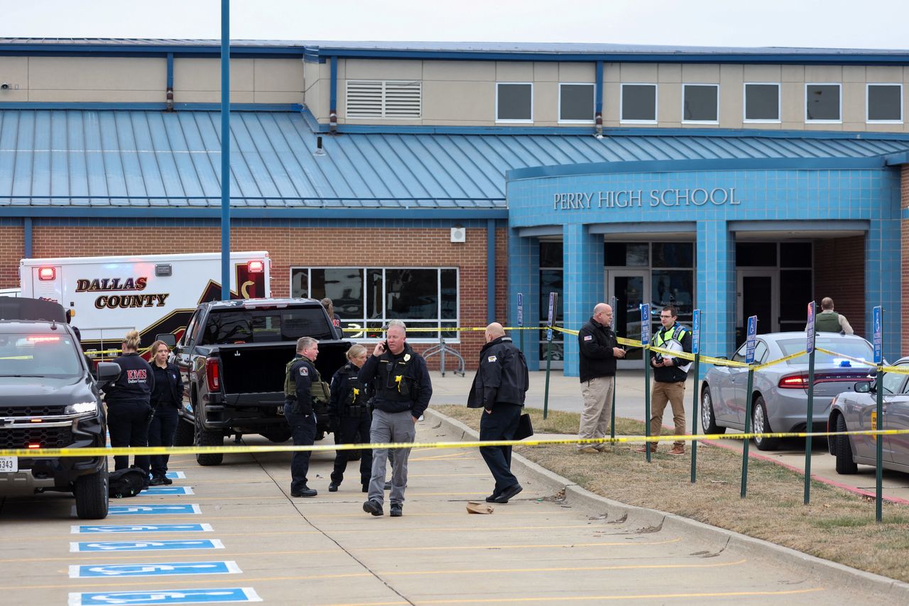 Sixth-Grade Student Killed, Five Others Injured In Iowa School Shooting