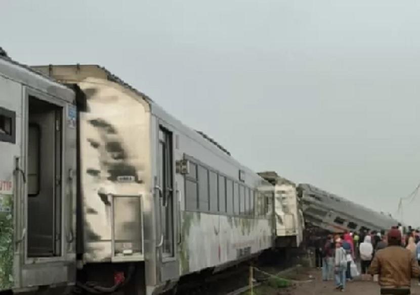 Dua Kereta Tabrakan Di Bandung, Pertolongan Dan Evakuasi Korban Difokuskan