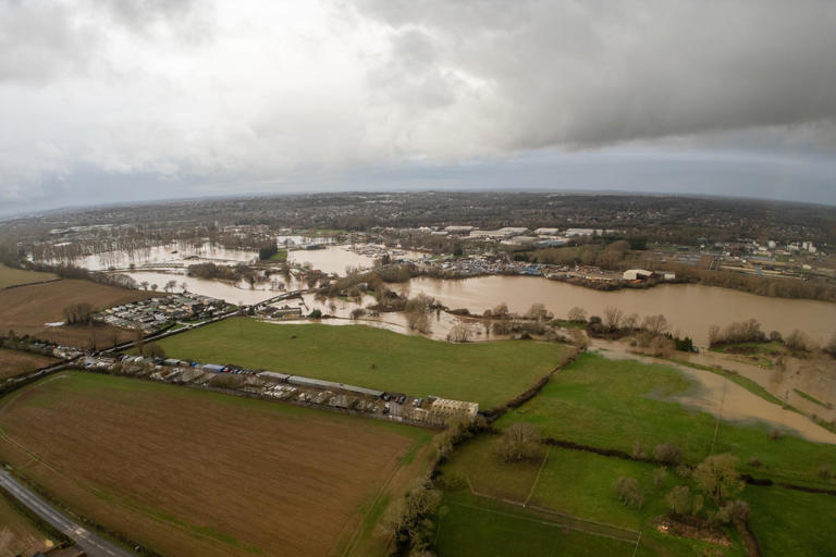 Emergency services stood down in flooding response at Billing Aquadrome ...