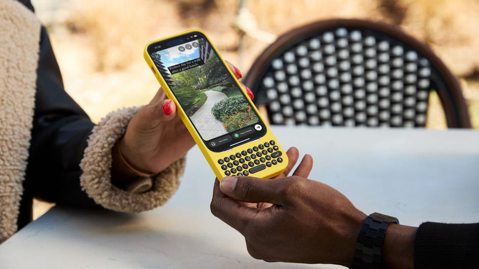 new physical keyboard case brings iphones back to blackberry's glory days