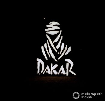 el homenaje en forma de coche del hijo de niki lauda en el dakar