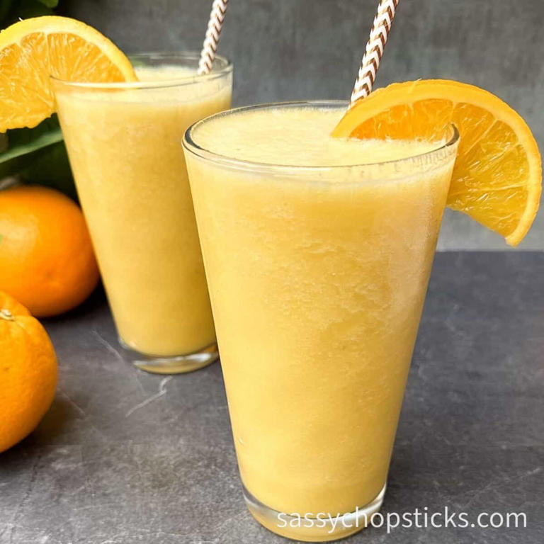 The Perfect Orange Juice Smoothie Recipe (100% Fresh)