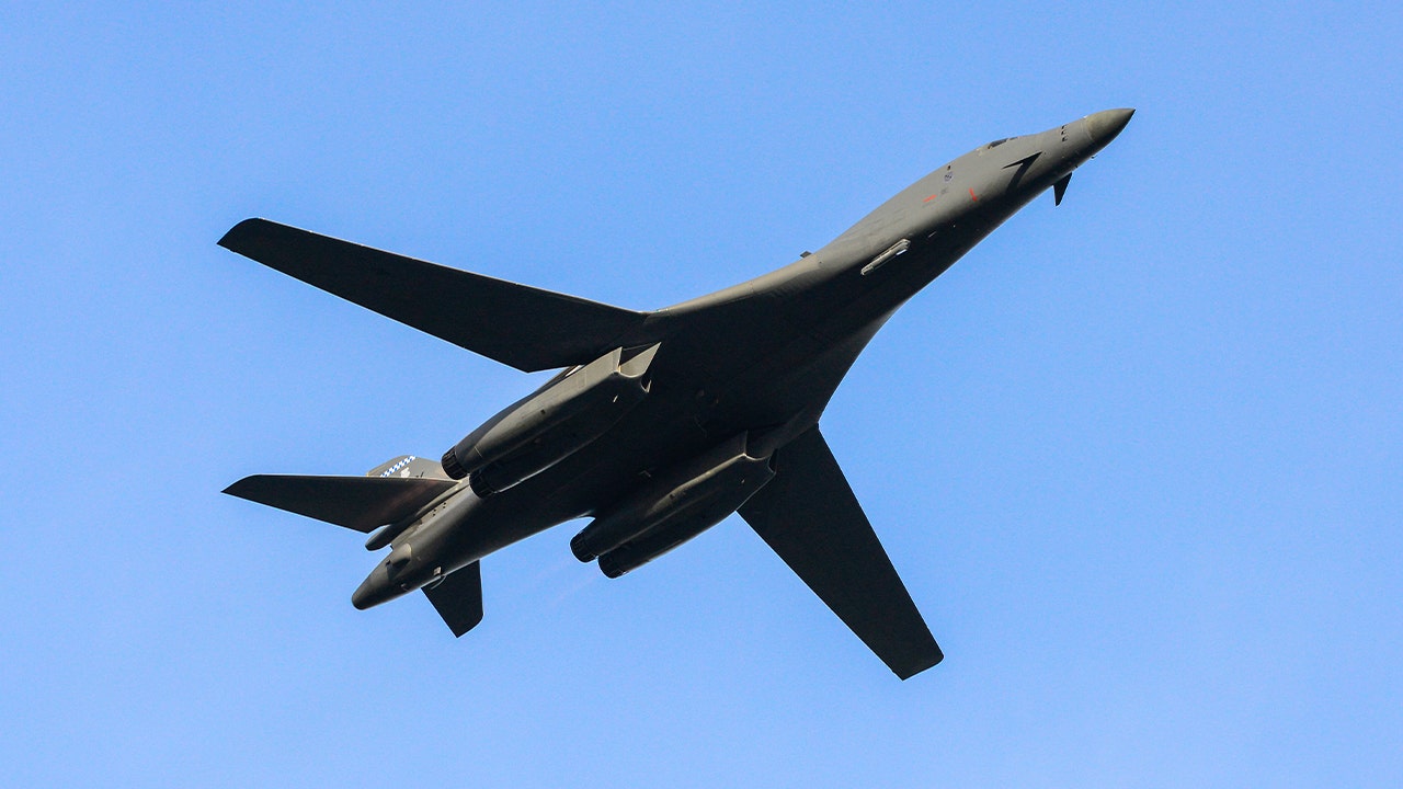 B-1 Bomber Crashes During Training Mission In South Dakota; Crew ...