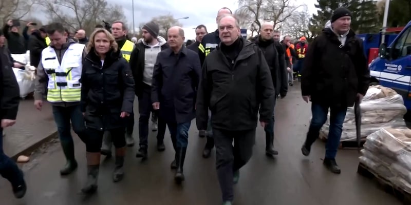 „Geh Du Mal Arbeiten“ - Bei Flut-Besuch Keift Wütender Haseloff ...