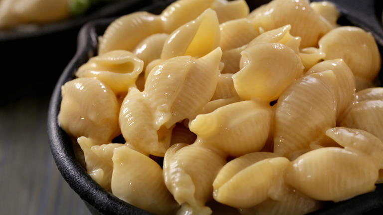 Do All Of Olive Garden's Dishes Contain Garlic?