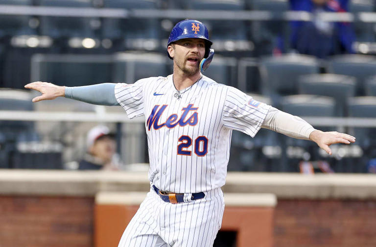 Pete Alonso welcomes latest Mets addition in grand fashion on social media