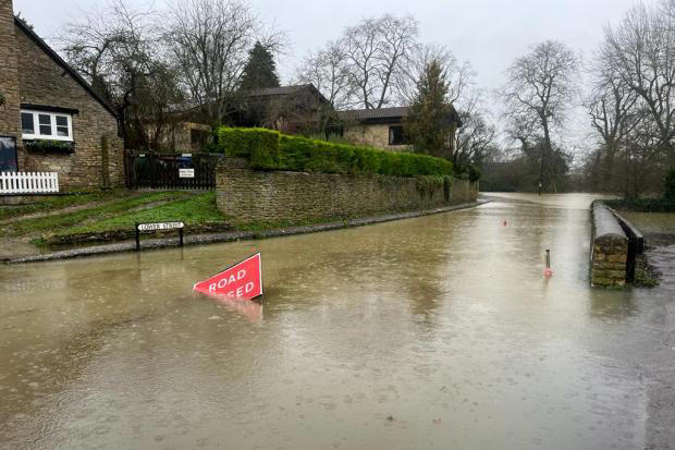 LISTED: All the Oxfordshire roads currently closed due to flooding