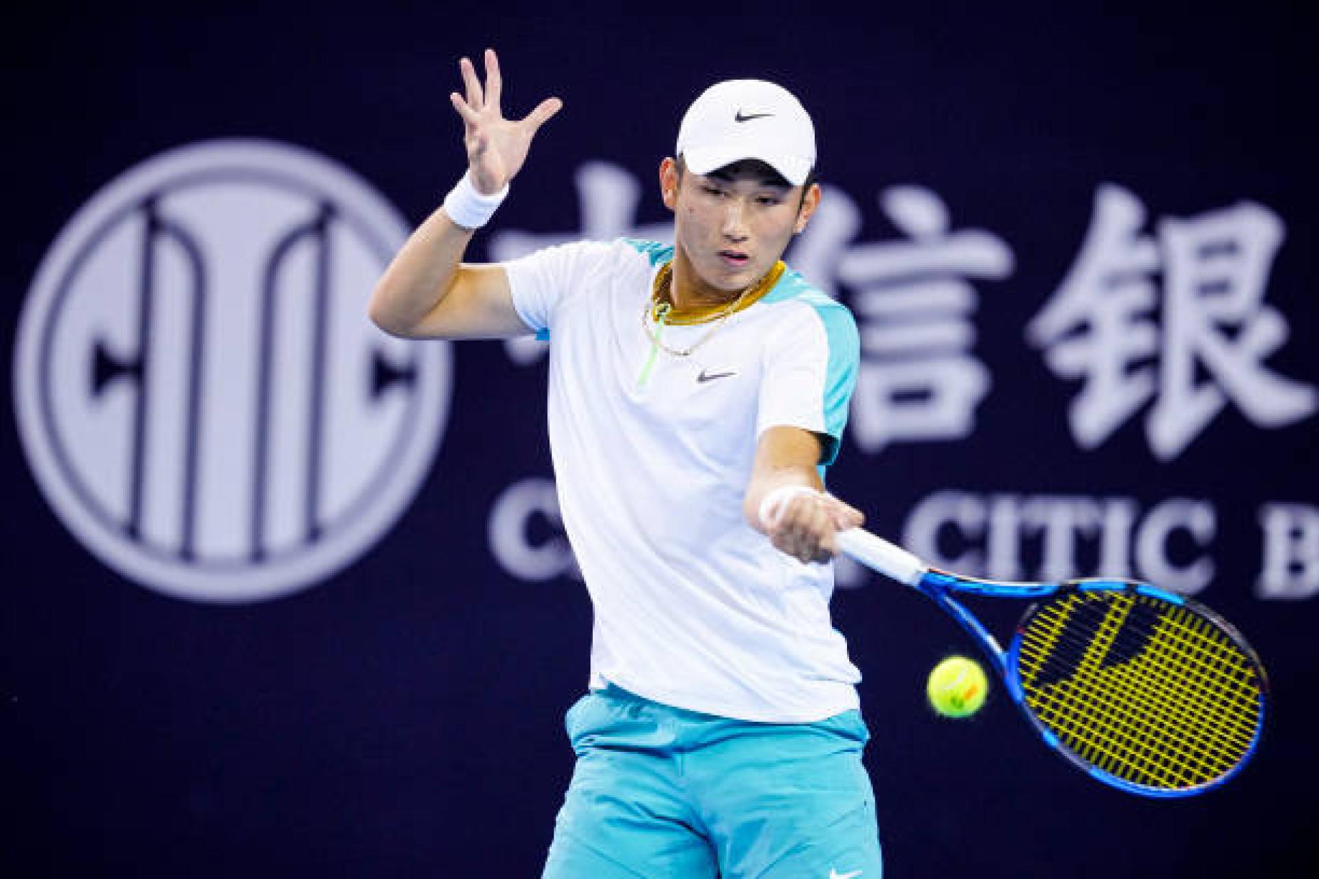 ATP Honk Kong : Juncheng Shang Vit Une Semaine Historique