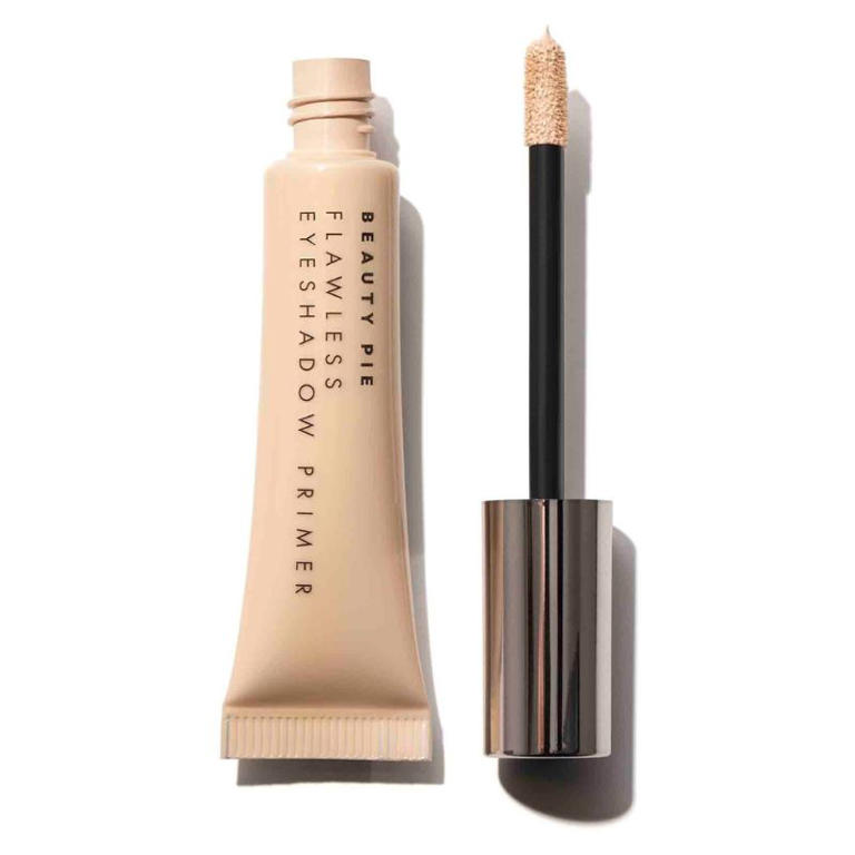 12 best eyeshadow primers that'll make sure your eye makeup goes the