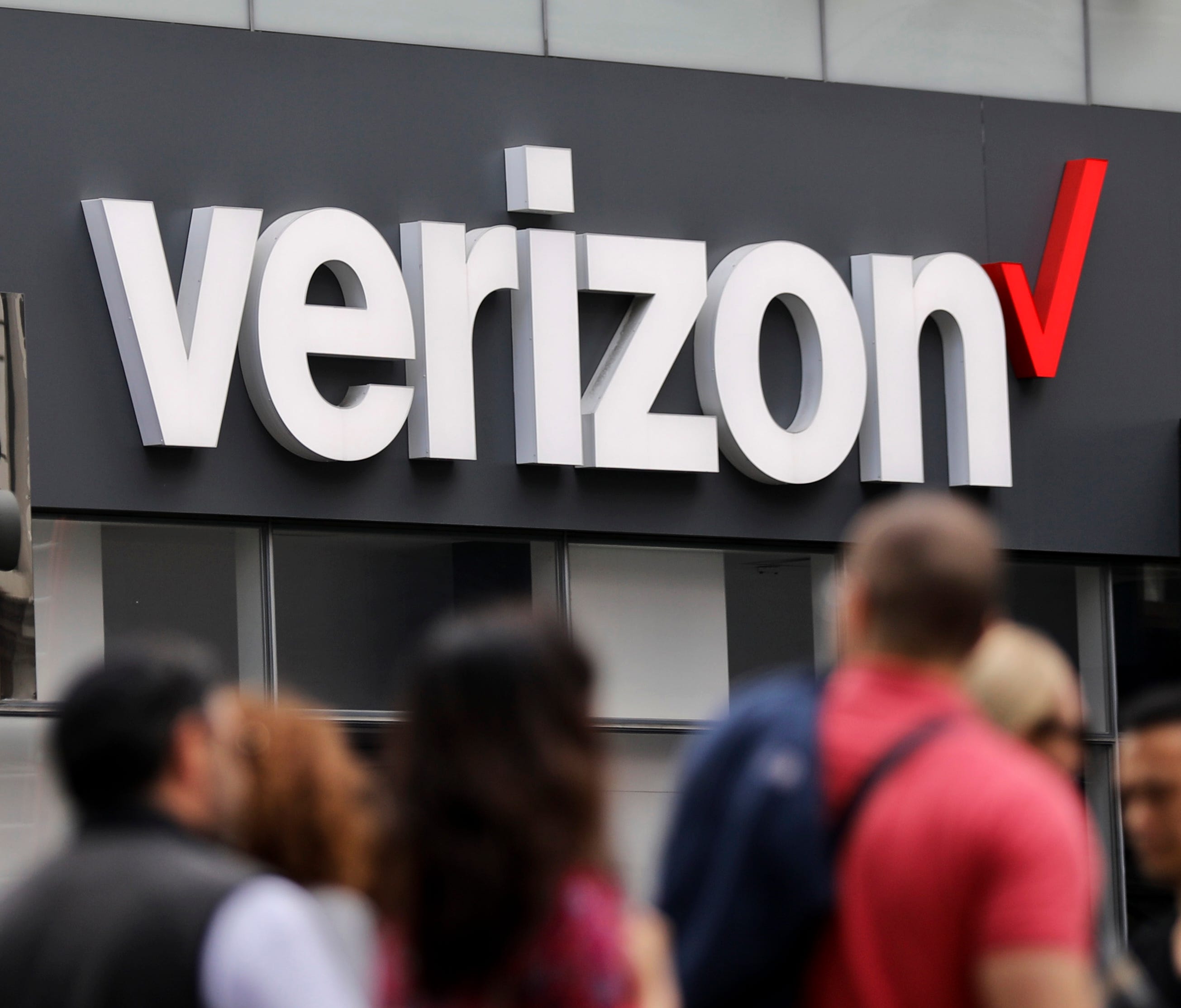 Who Is Eligible For $100 Million Verizon Class Action Settlement? Here ...