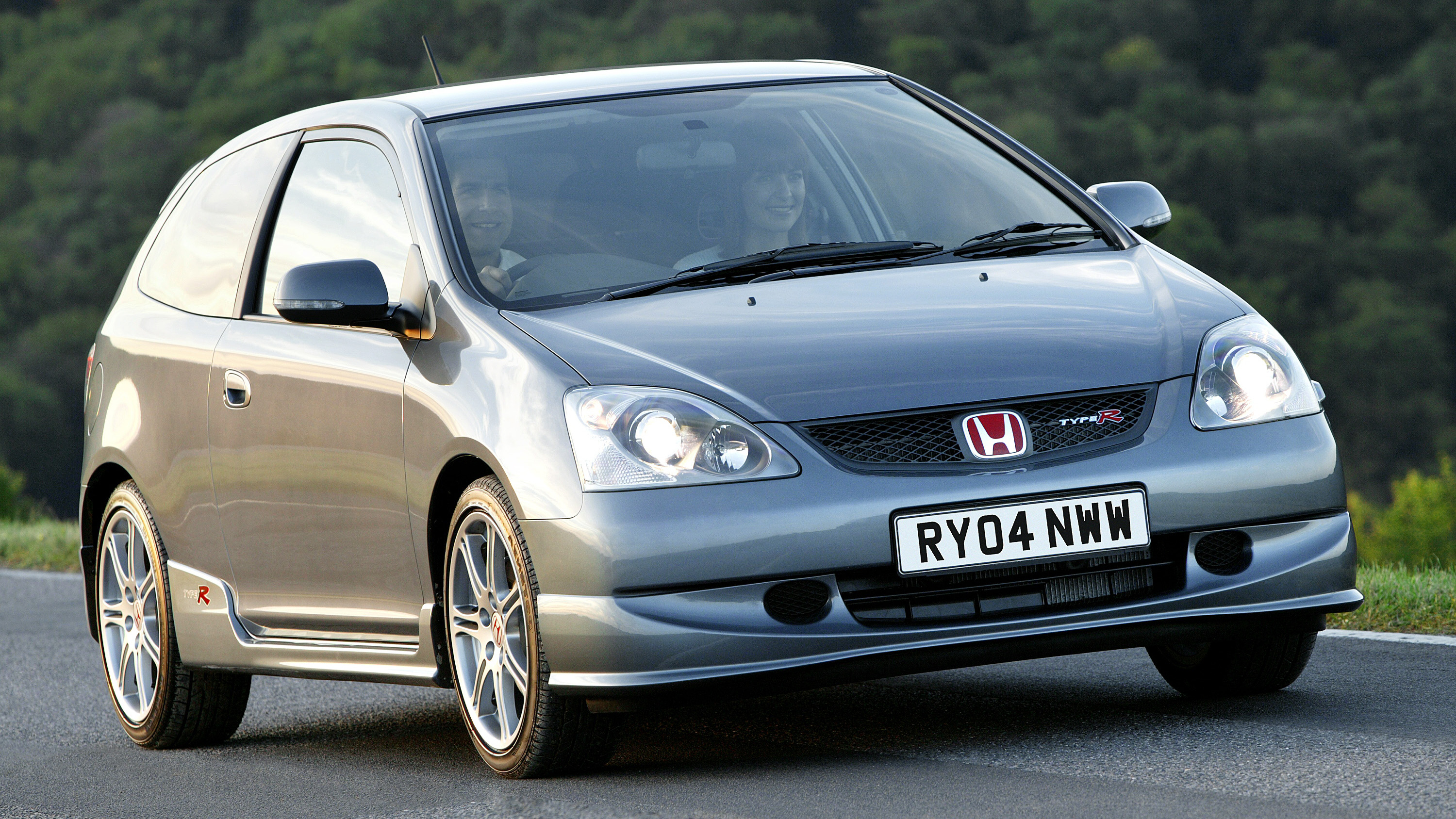 these are the 12 best hot hatches of all time
