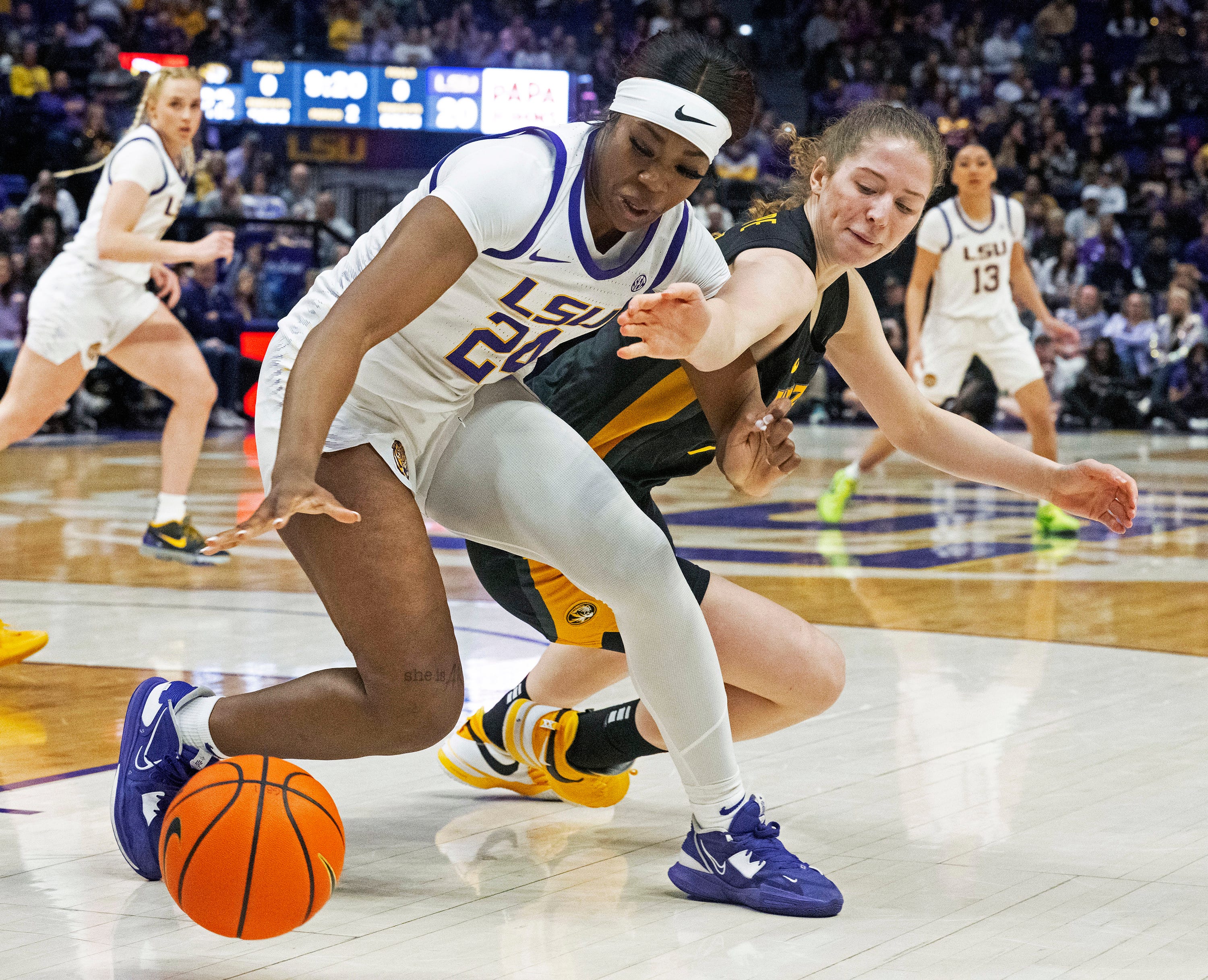 LSU women's basketball vs. Texas A&M Score, live updates