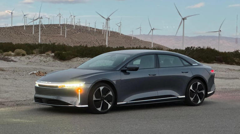 Watch A Lucid Air Pure RWD Go From 0 To 65 MPH And Back To 0 Using Just ...