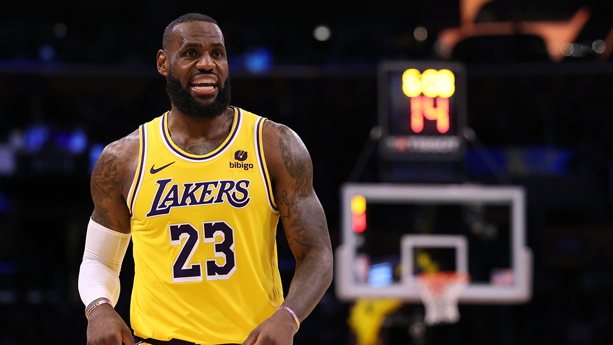 Proposed Trade Sends Lakers’ LeBron James To Former Team For Haul