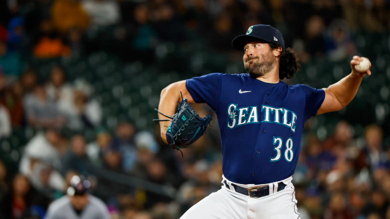 Giants Acquire Former Cy Young Winner Robbie Ray From Mariners In 3 ...