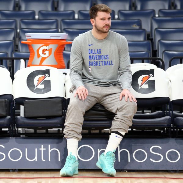 Mavericks' Luka Doncic Sits Vs. Trail Blazers Due To Ankle