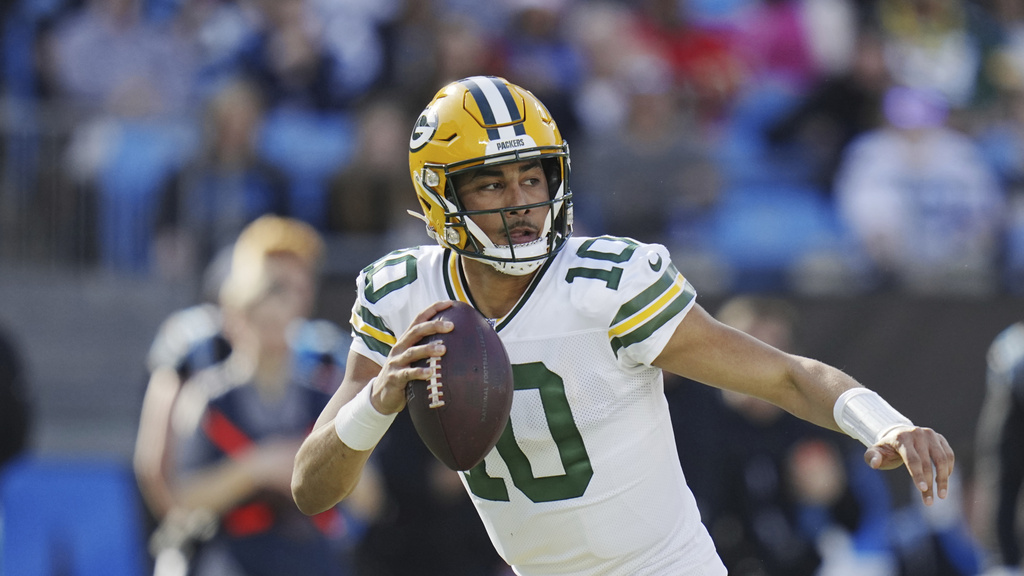 Bears vs. Packers odds, props, predictions Can Green Bay secure a