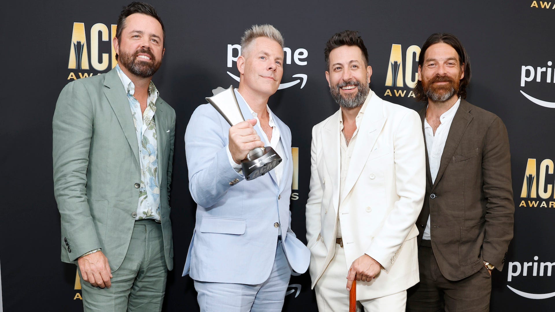 Old Dominion Are Doing Their Nashville Bar A Little Different: Get The ...