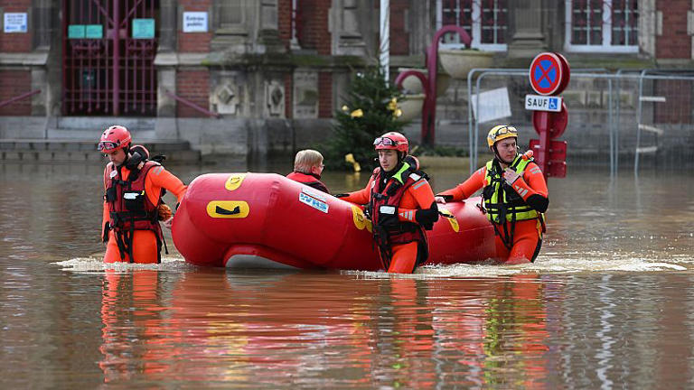 Why are France, Germany and England flooded - and is climate change to ...