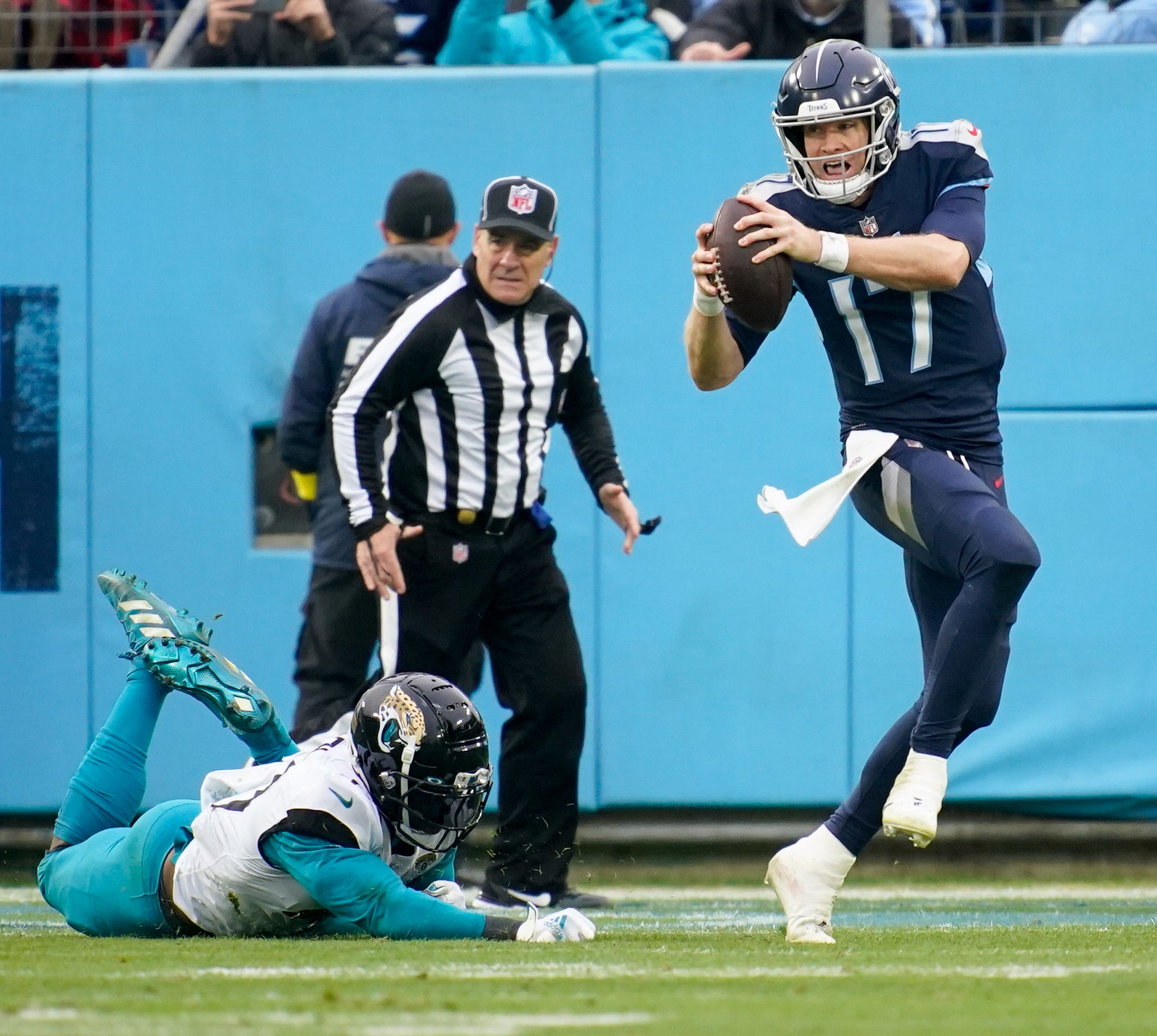 Tennessee Titans Predictions Vs. Jacksonville Jaguars: Our 6 Experts ...