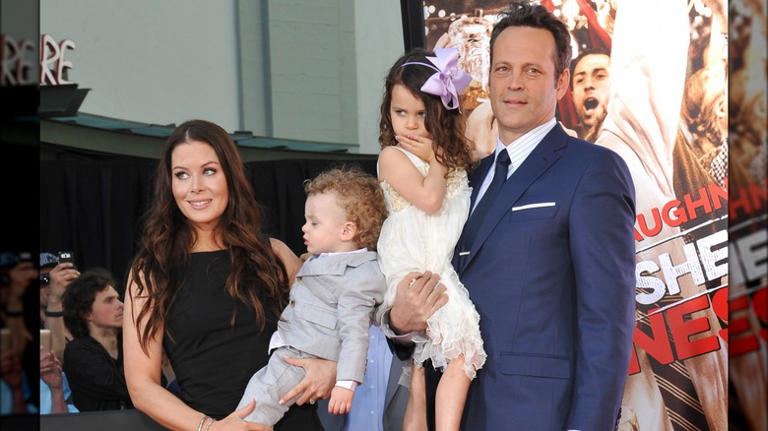 Vince Vaughn with his wife and children