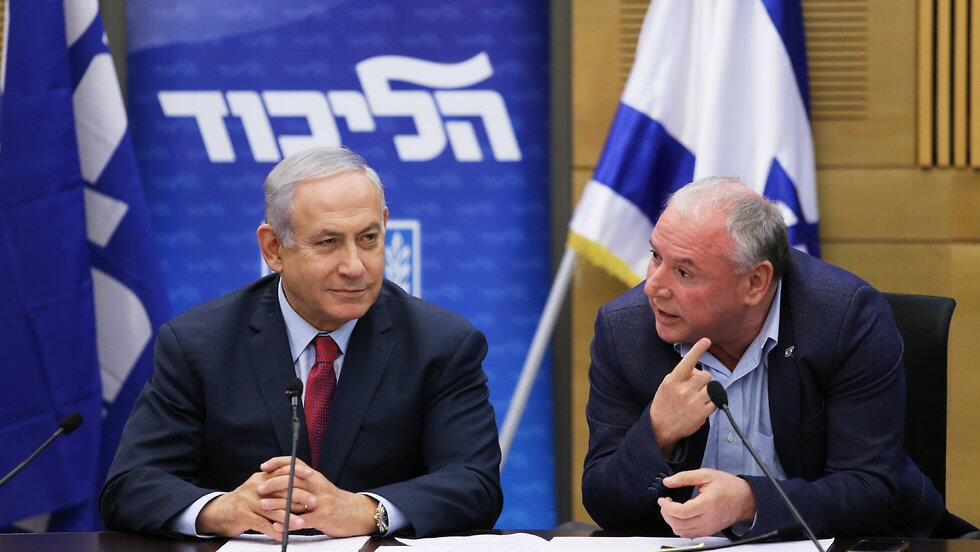 Barcelona Thrashes Real Madrid 5-2 To Claim Spanish Super Cup Crown