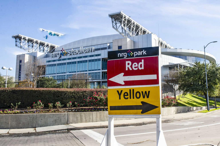 What to know about parking at NRG Stadium for TexansBrowns playoff game