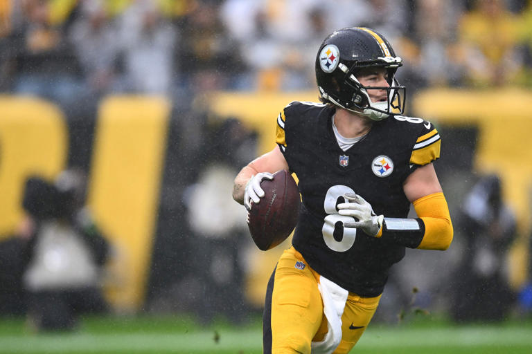 Why isn’t Kenny Pickett playing for the Steelers against the Ravens?