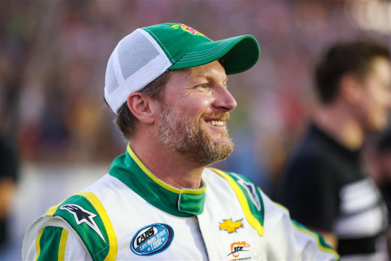 Dale Earnhardt Jr Returns to CARS Tour Racing at New River All-American Speedway