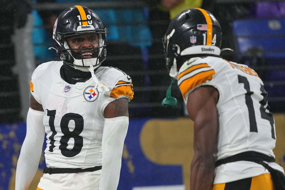 Steelers Keep Playoff Hopes Alive With Win Over Ravens