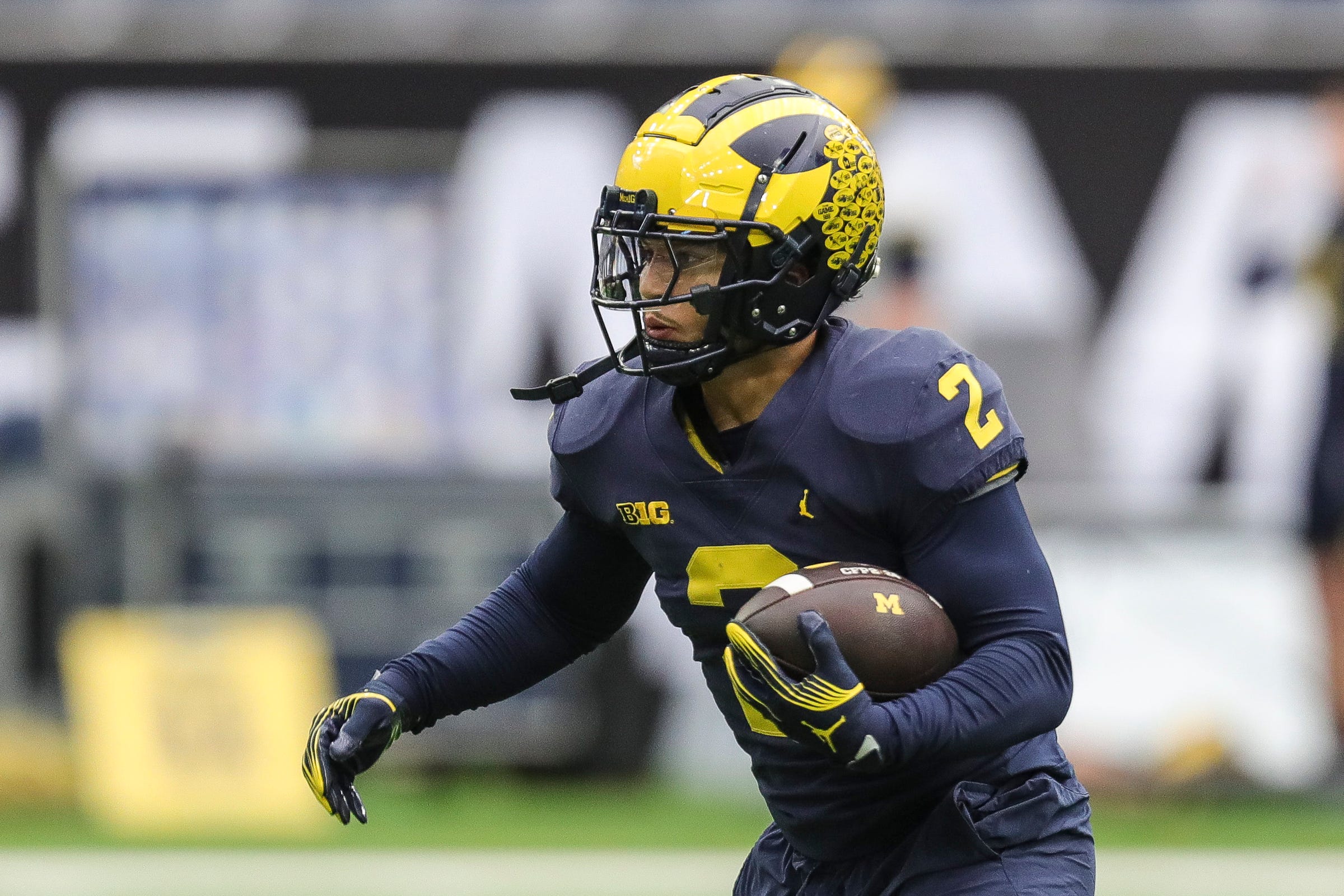 Blake Corum NFL Draft Projections: Stats, More To Know For Michigan ...