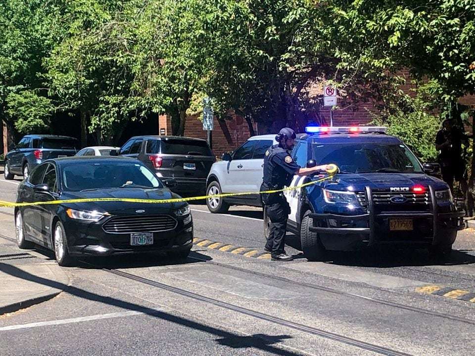 Man Who Killed Guard At Portland Hospital Emerged From Van Holding Gun ...