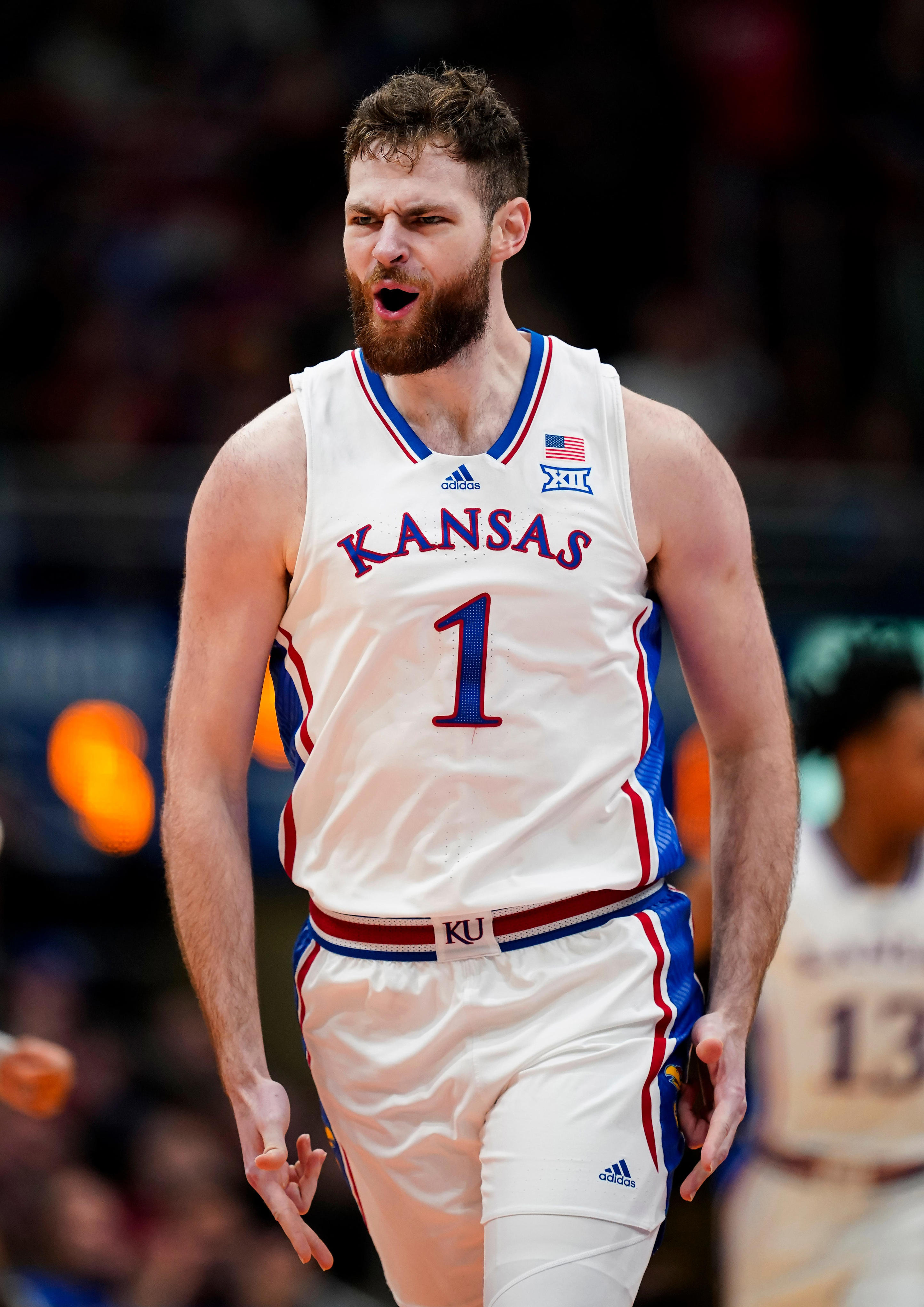 Kansas Basketball Center Hunter Dickinson Dealing With ‘bad Knee ...