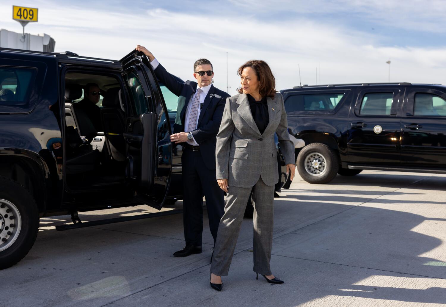 Inside Kamala Harris And Doug Emhoff's L.A.