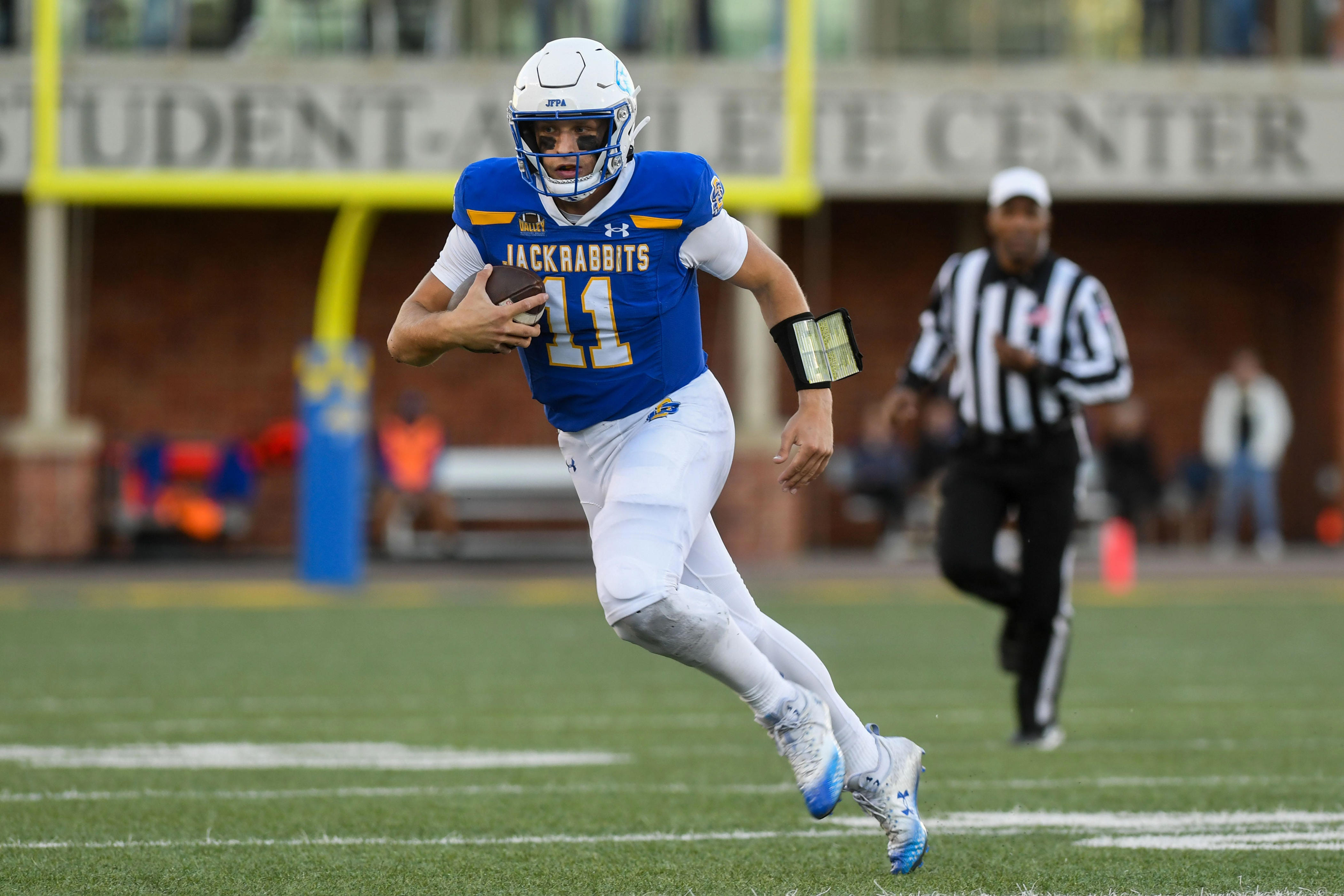 South Dakota State Football Quarterback Mark Gronowski Wins 2023 Walter ...